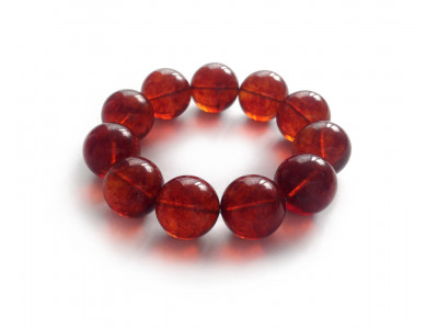 Cherry Amber Bead Bracelet: 19mm